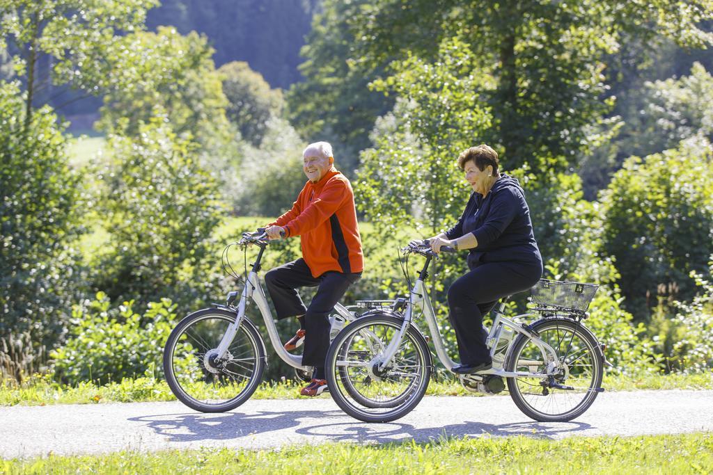 فندق لاندهوتل هيرشين Oberwolfach المظهر الخارجي الصورة